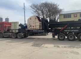 時(shí)產(chǎn)160噸移動(dòng)式建筑垃圾破碎機(jī)在成都落戶